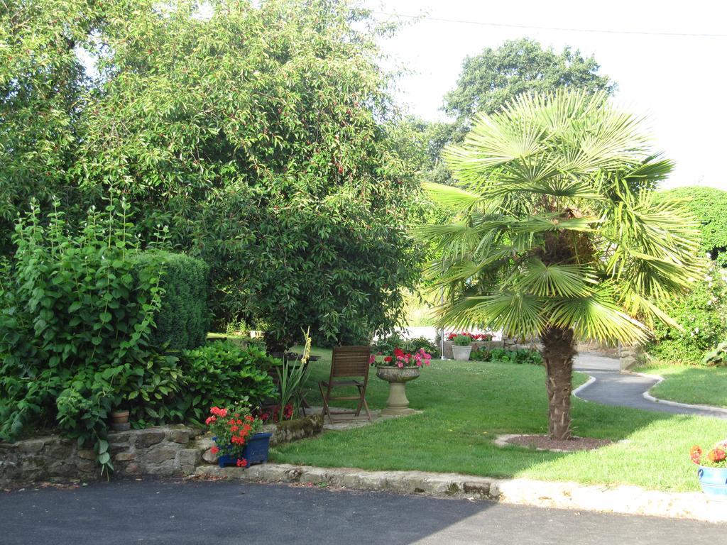 Chambres D'Hotes La Pinderie Val-Couesnon Exterior foto
