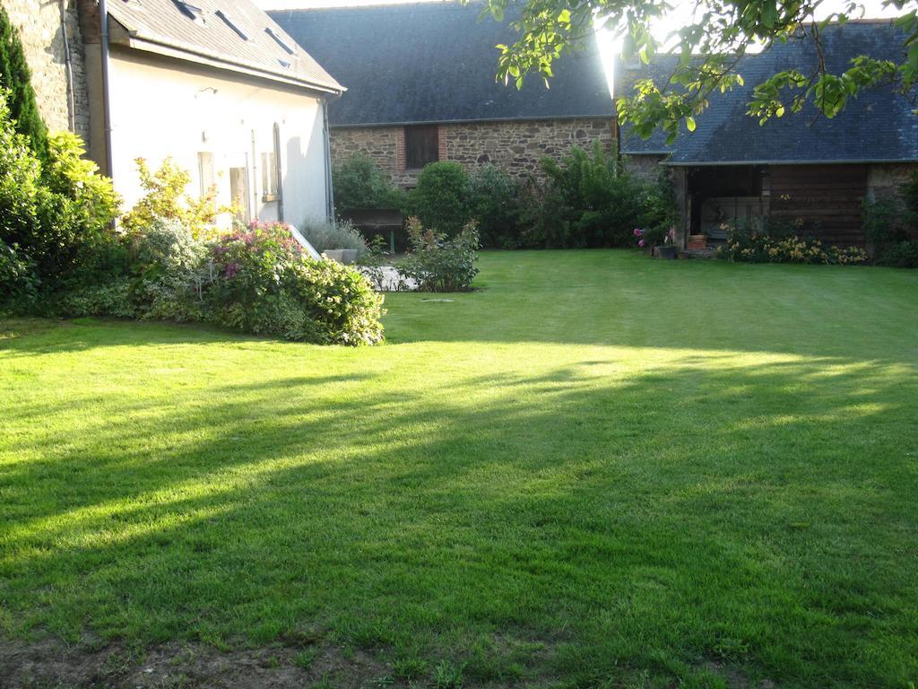 Chambres D'Hotes La Pinderie Val-Couesnon Exterior foto